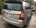 Toyota Innova    2015 - Bán Toyota Innova đời 2015, màu bạc số sàn 