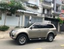 Mitsubishi Pajero Sport 2017 - Cần bán xe cũ Mitsubishi Pajero Sport MT đời 2017, màu vàng, giá cạnh tranh