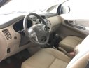 Toyota Innova   2015 - Cần bán Toyota Innova 2.0E đời 2015, màu vàng, chính chủ