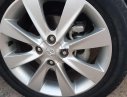 Hyundai Accent 2012 - Bán Hyundai Accent đời 2012, màu bạc, xe nhập