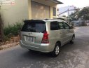 Toyota Innova 2006 - Cần bán lại xe Toyota Innova G đời 2006, màu bạc xe gia đình