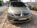 Mitsubishi Grandis   2006 - Cần bán Mitsubishi Grandis năm 2006, màu vàng cát