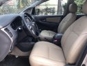 Toyota Innova 2.0E 2015 - Cần bán xe Toyota Innova 2.0E sản xuất năm 2015, màu vàng
