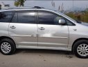 Toyota Innova 2012 - Bán xe Toyota Innova đời 2012, màu bạc xe gia đình