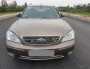 Ford Mondeo   2005 - Cần bán xe Ford Mondeo AT sản xuất 2005, màu vàng kim, xe gia đình