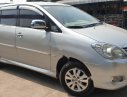 Toyota Innova G 2010 - Cần bán gấp Toyota Innova G 2010, màu bạc giá cạnh tranh