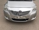 Toyota Vios 1.5E 2011 - Bán Toyota Vios 1.5E năm sản xuất 2011, màu bạc, xe gia đình, giá 315tr