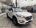 Hyundai Tucson 2018 - Bán xe Hyundai Tucson 1.6 Turbo 2018, màu trắng, giá rất tốt