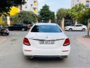 Mercedes-Benz E class 2018 - Cần bán xe Mercedes E200 năm 2018, màu trắng đẹp như mới