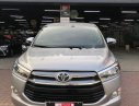 Toyota Innova V 2017 - Cần bán xe Toyota Innova V sản xuất 2017, màu bạc