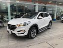 Hyundai Tucson 2.0 ATH 2018 - Bán Hyundai Tucson 2.0 sản xuất năm 2018, màu trắng