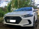 Hyundai Elantra 2017 - Cần bán gấp Hyundai Elantra 1.6 MT 2017, màu trắng số sàn, 496 triệu