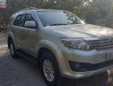 Toyota Fortuner 2012 - Cần bán Toyota Fortuner 2.5G đời 2012, màu bạc xe gia đình, 638tr