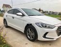 Hyundai Elantra 2018 - Cần bán gấp Hyundai Elantra GLS 1.6 AT năm 2018, màu trắng