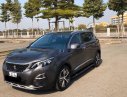 Peugeot 5008 2018 - Cần bán gấp Peugeot 5008 đời 2018, màu xám