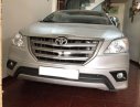 Toyota Innova   E 2015 - Cần bán gấp Toyota Innova E sản xuất năm 2015, màu bạc, giá tốt