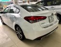 Kia Cerato   2017 - Cần bán lại xe cũ Kia Cerato 1.6 MT đời 2017, màu trắng, số sàn