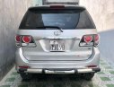 Toyota Fortuner 2016 - Cần bán lại xe Toyota Fortuner sản xuất 2016, màu bạc xe gia đình