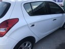 Hyundai i20 2010 - Bán Hyundai i20 đời 2010, màu trắng