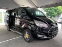 Ford Tourneo Titanium 2.0 2019 - Bán gấp chiếc Ford Tourneo 2.0L Titanium năm 2019, màu đen