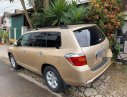 Toyota Highlander 2010 - Cần bán gấp Toyota Highlander sản xuất năm 2010, nhập khẩu xe gia đình