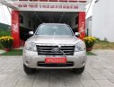 Ford Everest 2.5L 4x4 MT 2011 - Cần bán Ford Everest 2.5L 4x4 MT sản xuất năm 2011, màu hồng