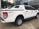 Ford Ranger 2017 - Bán Ford Ranger sản xuất năm 2017, màu trắng, nhập khẩu nguyên chiếc