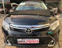 Toyota Camry   2017 - Bán Toyota Camry 2.0E đời 2017, màu đen như mới, 820 triệu
