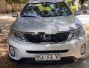 Kia Sorento   2016 - Bán ô tô Kia Sorento đời 2016, màu bạc, giá chỉ 700 triệu