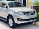 Toyota Fortuner 2013 - Bán Toyota Fortuner sản xuất 2013, màu bạc như mới, giá chỉ 618 triệu