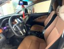 Toyota Innova 2017 - Cần bán xe Toyota Innova năm 2017, màu xám, 635tr