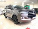 Toyota Innova 2017 - Cần bán xe Toyota Innova năm 2017, màu xám, 635tr