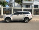 Mitsubishi Pajero Sport 4x2 MT 2017 - Bán Mitsubishi Pajero Sport 4x2 MT đời 2017, màu trắng xe gia đình, 615tr