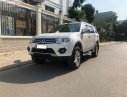 Mitsubishi Pajero Sport 4x2 MT 2017 - Bán Mitsubishi Pajero Sport 4x2 MT đời 2017, màu trắng xe gia đình, 615tr