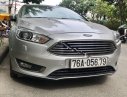 Ford Focus 2016 - Bán xe Ford Focus năm 2016, màu bạc xe gia đình