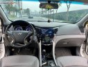 Hyundai Sonata 2.0 AT 2011 - Cần bán Hyundai Sonata 2.0 AT đời 2011, màu trắng, nhập khẩu số tự động, 515 triệu