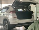 Hyundai Tucson 1.6 Turbo 2020 - Trả trước 293 triệu - Mua ngay Hyundai Tucson 1.6 Turbo năm sản xuất 2020, màu trắng