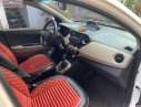Hyundai Grand i10 1.0AT 2015 - Cần bán lại xe Hyundai Grand i10 1.0AT sản xuất năm 2015, màu trắng, nhập khẩu nguyên chiếc chính chủ, giá 320tr