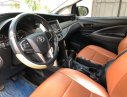 Toyota Innova 2.0E 2017 - Cần bán gấp Toyota Innova 2.0E năm 2017 xe gia đình giá cạnh tranh