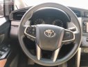 Toyota Innova 2017 - Bán xe Toyota Innova sản xuất năm 2017, màu bạc