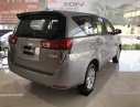 Toyota Innova   2019 - Bán Toyota Innova năm 2019, số sàn, giá 706tr