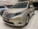 Toyota Sienna 2014 - Bán Toyota Sienna năm 2014, màu vàng, xe nhập