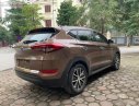 Hyundai Tucson 2016 - Bán Hyundai Tucson sản xuất năm 2016, màu nâu, nhập khẩu, giá tốt