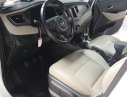 Kia Rondo GMT 2017 - Bán Kia Rondo GMT sản xuất năm 2017, màu trắng số sàn giá cạnh tranh