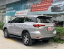 Toyota Fortuner 2017 - Bán Toyota Fortuner năm sản xuất 2017, màu xám, nhập khẩu số sàn, 890tr