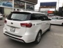 Kia Sedona   GATH 3.3AT   2016 - Cần bán lại xe Kia Sedona GATH 3.3AT năm 2016, màu trắng, giá 826tr