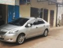 Toyota Vios 2010 - Cần bán gấp Toyota Vios đời 2010, màu bạc, 298 triệu