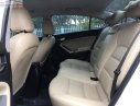 Kia Cerato 1.6 MT 2016 - Bán Kia Cerato 1.6 MT đời 2016, màu trắng xe gia đình, giá chỉ 455 triệu