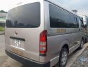 Toyota Hiace 2005 - Bán Toyota Hiace sản xuất 2005, màu bạc giá cạnh tranh