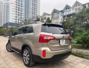 Kia Sorento 2015 - Cần bán lại xe Kia Sorento sản xuất năm 2015, màu vàng